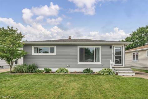 14291 Gallatin Boulevard Brook Park OH 44142