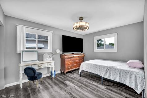 14291 Gallatin Boulevard Brook Park OH 44142