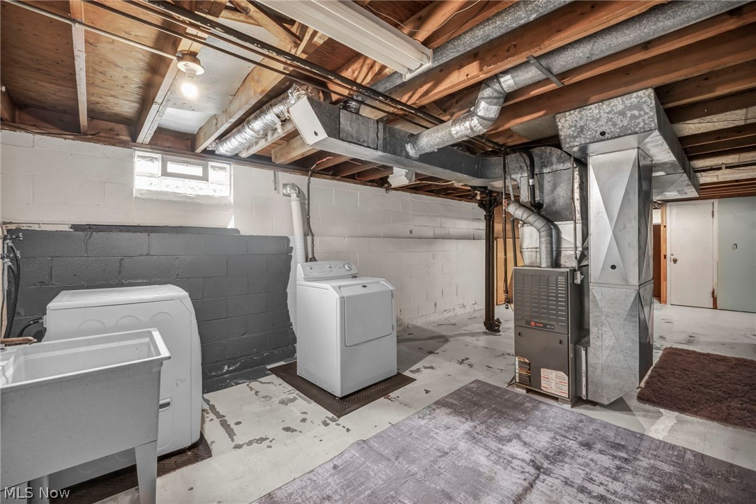14291 Gallatin Boulevard Brook Park OH 44142