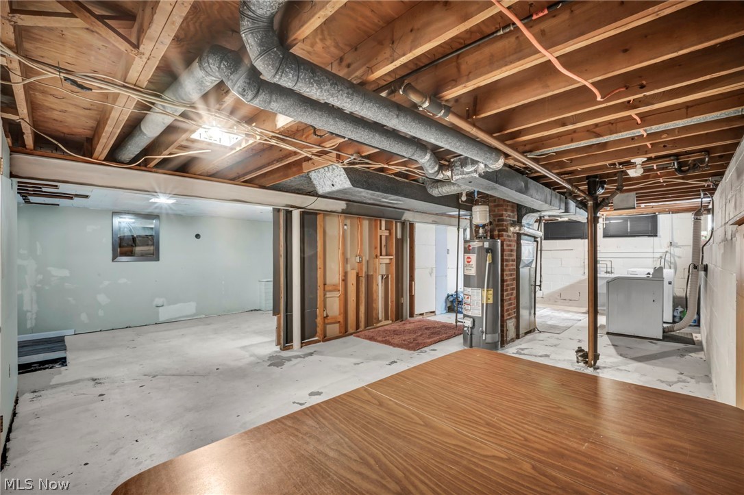 14291 Gallatin Boulevard Brook Park OH 44142
