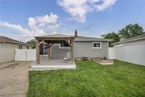14291 Gallatin Boulevard Brook Park OH 44142