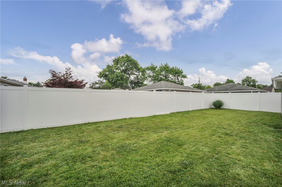 14291 Gallatin Boulevard Brook Park OH 44142