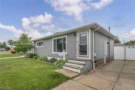 14291 Gallatin Boulevard Brook Park OH 44142