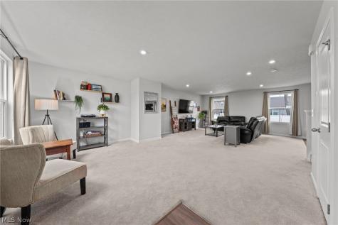 4636 Erhart Drive Lorain OH 44053