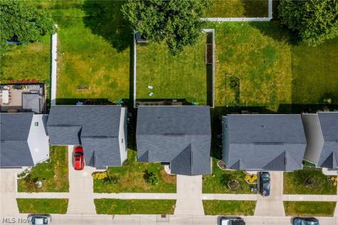 4636 Erhart Drive Lorain OH 44053