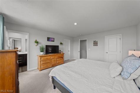 4636 Erhart Drive Lorain OH 44053