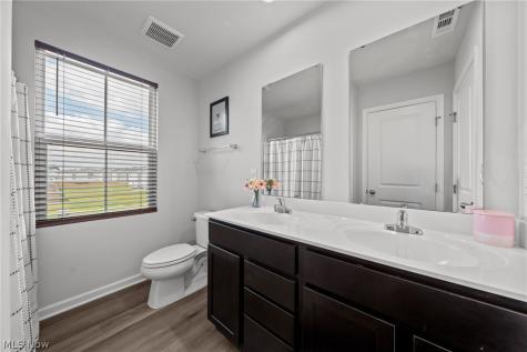 4636 Erhart Drive Lorain OH 44053