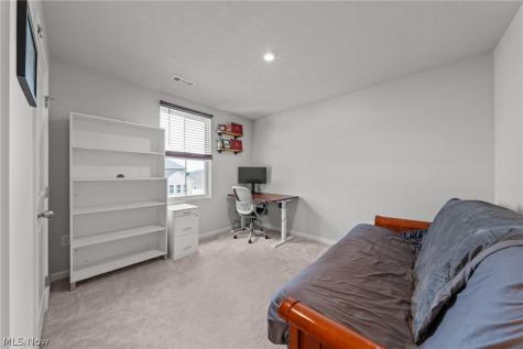 4636 Erhart Drive Lorain OH 44053