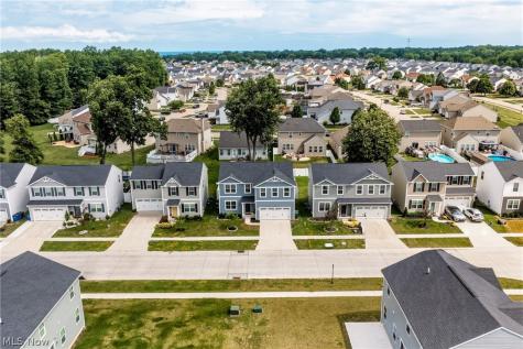 4636 Erhart Drive Lorain OH 44053
