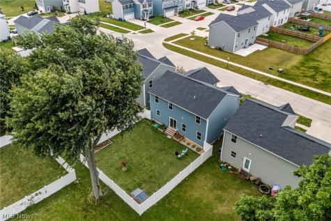 4636 Erhart Drive Lorain OH 44053
