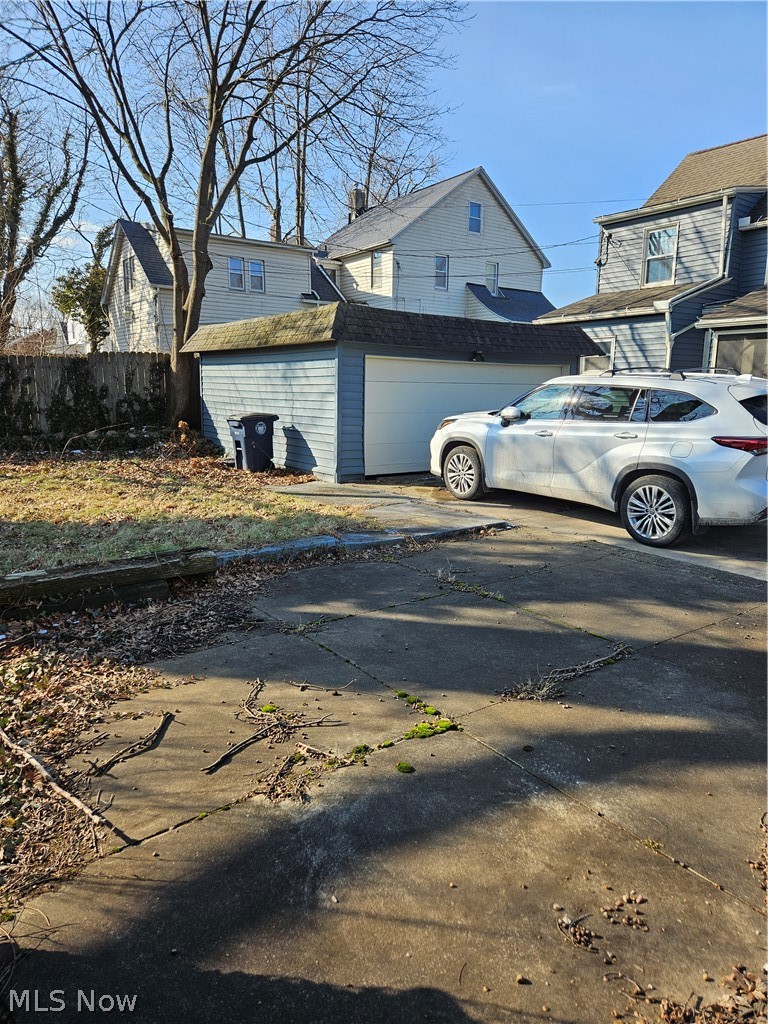 671 Moreley Avenue Akron OH 44320