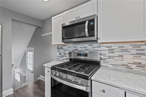 6810 Alber Avenue Parma OH 44129