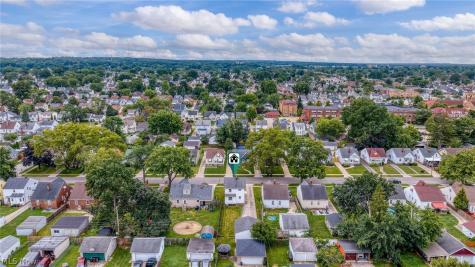 6810 Alber Avenue Parma OH 44129