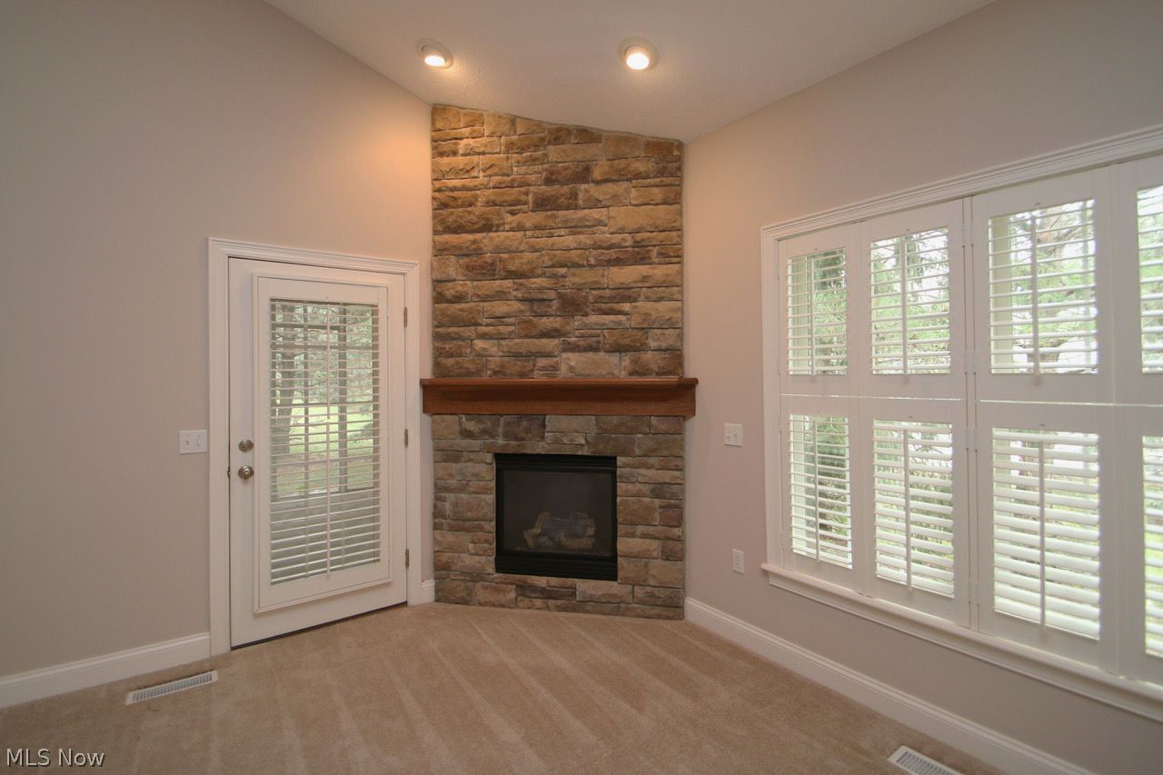 156 Stonecreek Drive Mayfield OH 44143