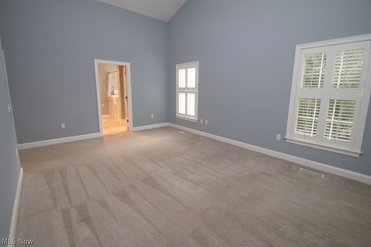 156 Stonecreek Drive Mayfield OH 44143