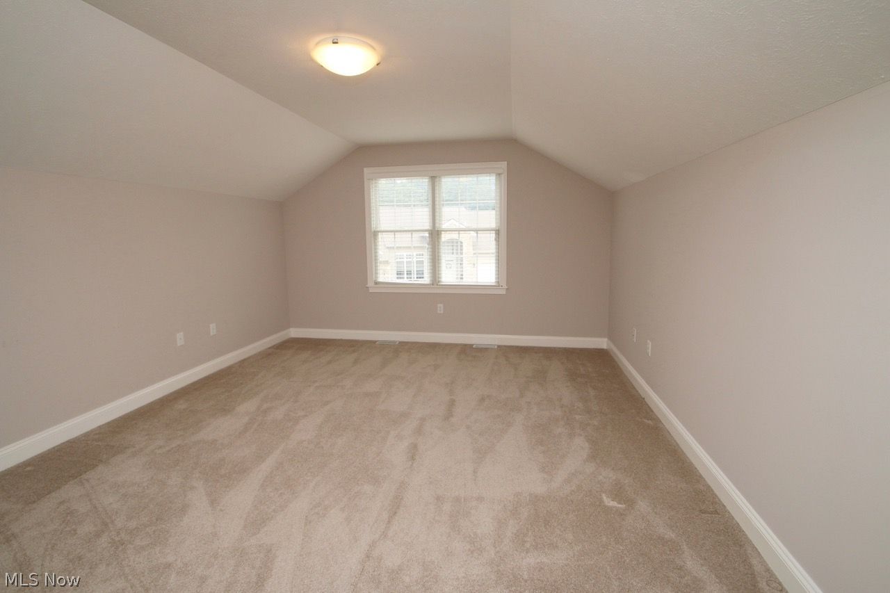 156 Stonecreek Drive Mayfield OH 44143