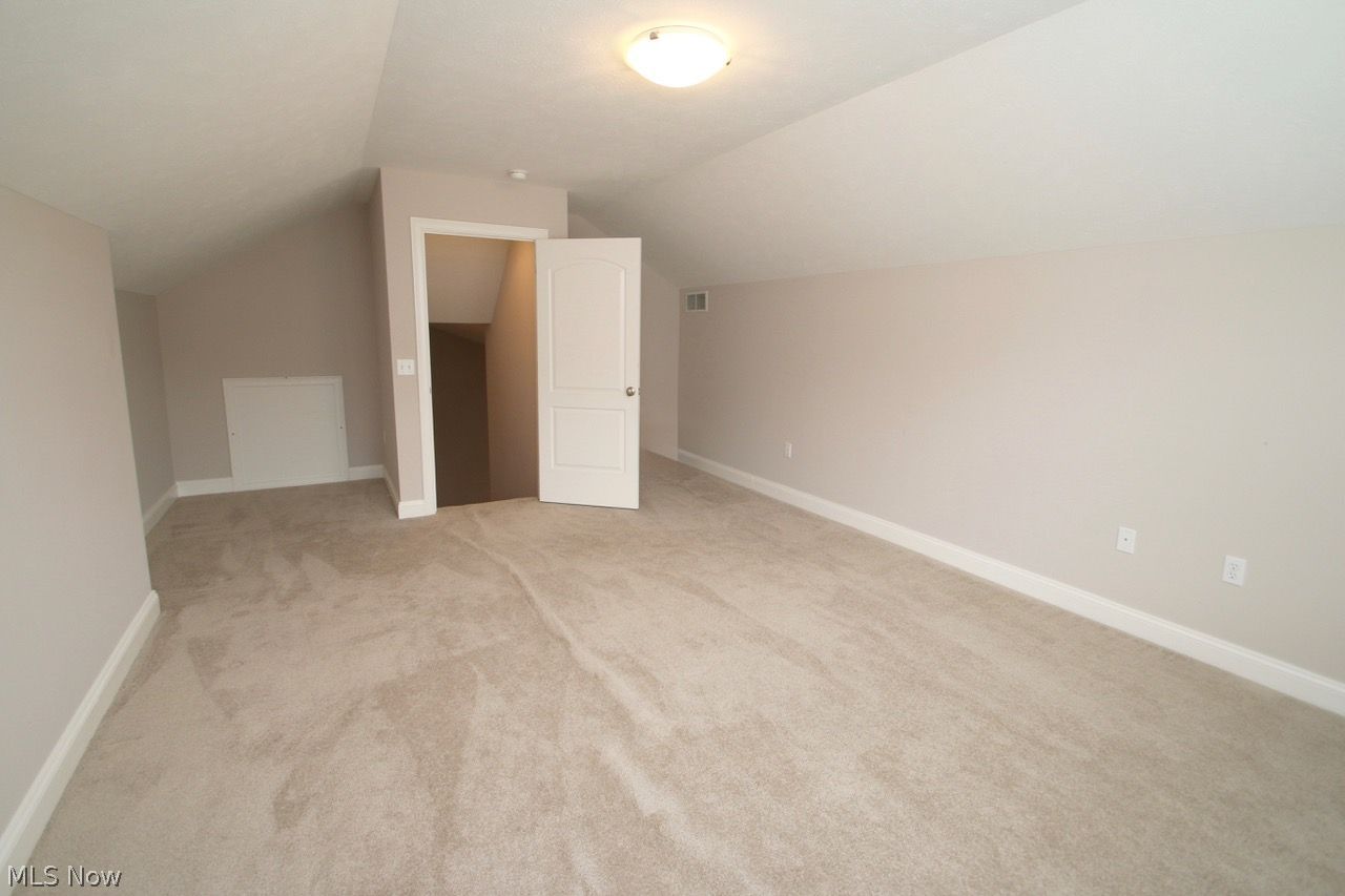 156 Stonecreek Drive Mayfield OH 44143