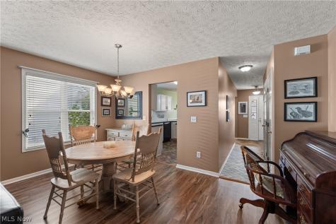 1412 Ledgewood Lane Avon OH 44011