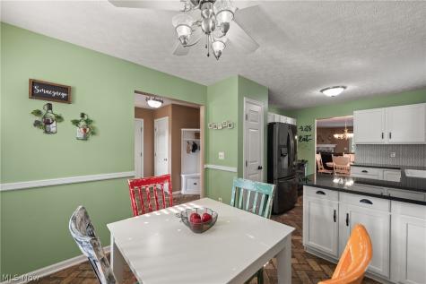 1412 Ledgewood Lane Avon OH 44011