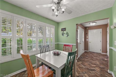 1412 Ledgewood Lane Avon OH 44011
