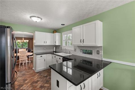 1412 Ledgewood Lane Avon OH 44011