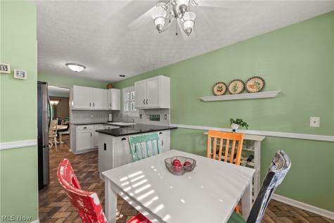 1412 Ledgewood Lane Avon OH 44011