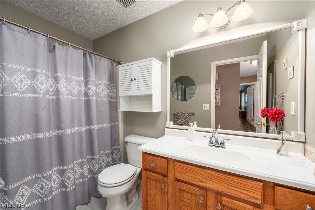 1412 Ledgewood Lane Avon OH 44011