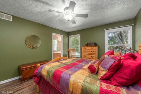 1412 Ledgewood Lane Avon OH 44011