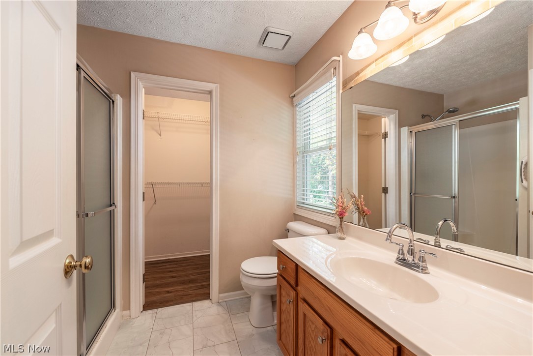 1412 Ledgewood Lane Avon OH 44011