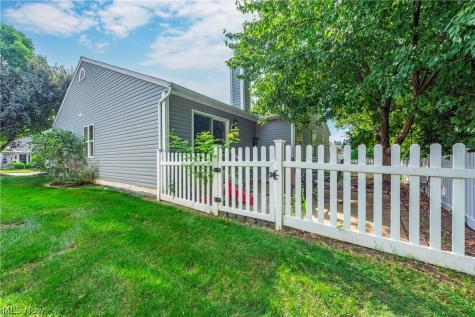 1412 Ledgewood Lane Avon OH 44011