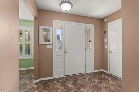 1412 Ledgewood Lane Avon OH 44011