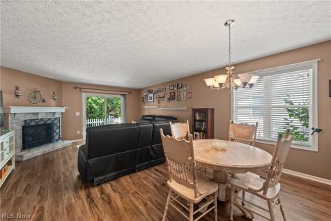 1412 Ledgewood Lane Avon OH 44011