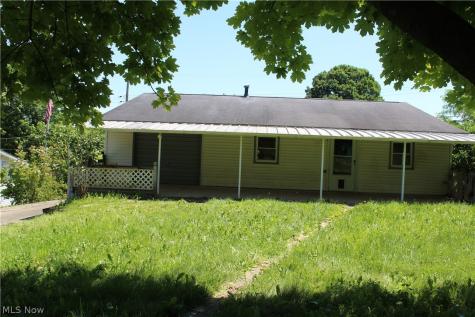 649 Standish Street NW Massillon OH 44647
