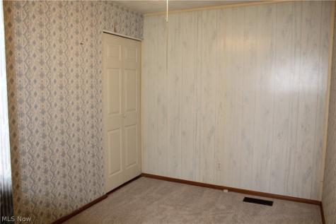 649 Standish Street NW Massillon OH 44647
