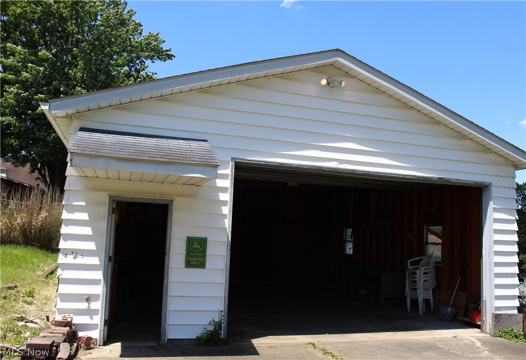 649 Standish Street NW Massillon OH 44647
