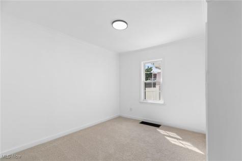 2022 Schiller Avenue Cuyahoga Falls OH 44223