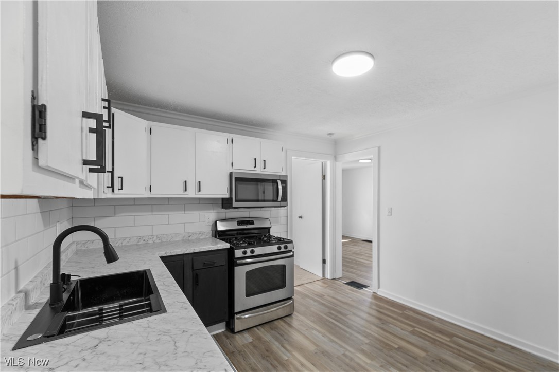 2022 Schiller Avenue Cuyahoga Falls OH 44223