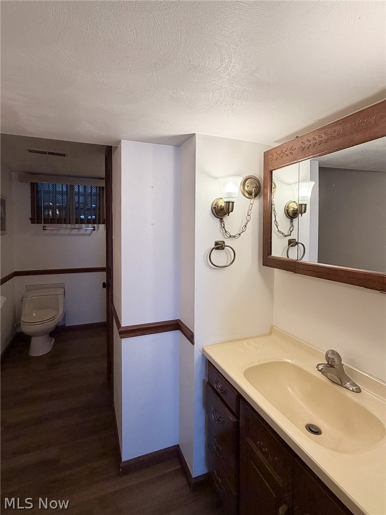 400 Terri Avenue Steubenville OH 43952