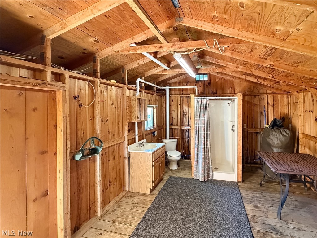 400 Terri Avenue Steubenville OH 43952