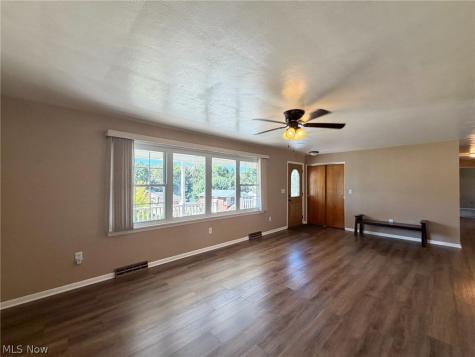 400 Terri Avenue Steubenville OH 43952