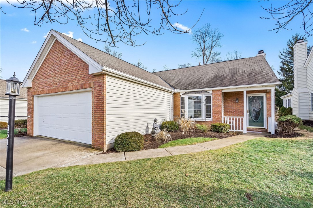 16541 Sunwood Oval Strongsville OH 44136