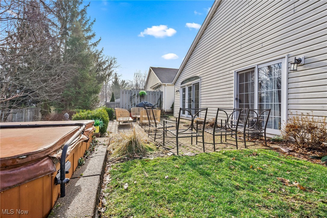 16541 Sunwood Oval Strongsville OH 44136