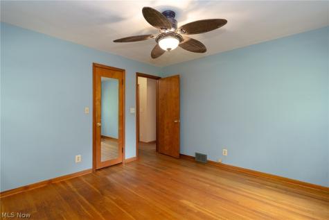 1397 W Sprague Road Broadview Heights OH 44147
