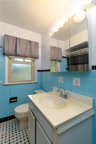 1397 W Sprague Road Broadview Heights OH 44147