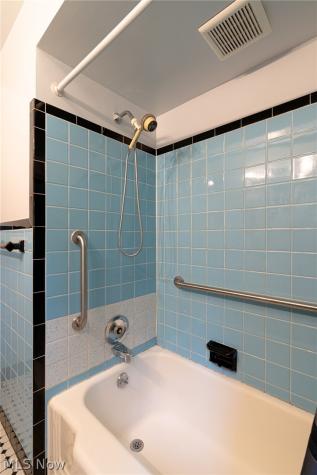 1397 W Sprague Road Broadview Heights OH 44147
