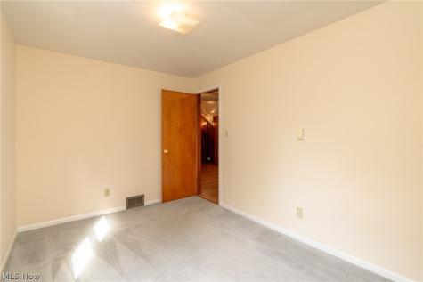 1397 W Sprague Road Broadview Heights OH 44147
