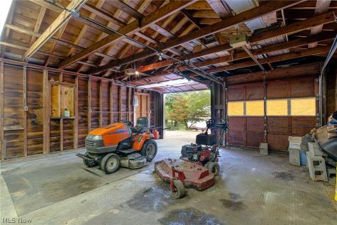 1397 W Sprague Road Broadview Heights OH 44147