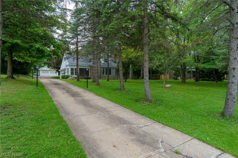 1397 W Sprague Road Broadview Heights OH 44147