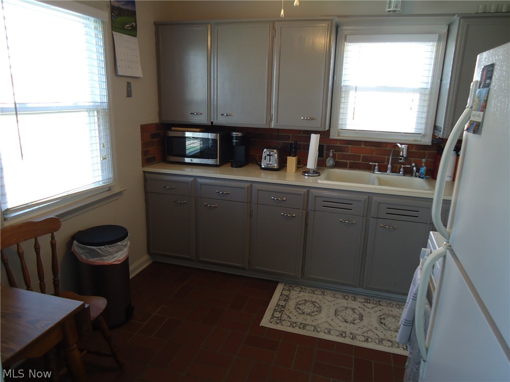318 Van Buren Avenue Cuyahoga Falls OH 44221