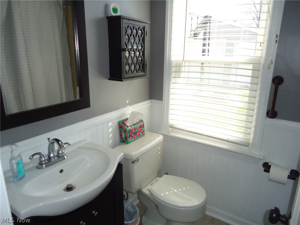 318 Van Buren Avenue Cuyahoga Falls OH 44221